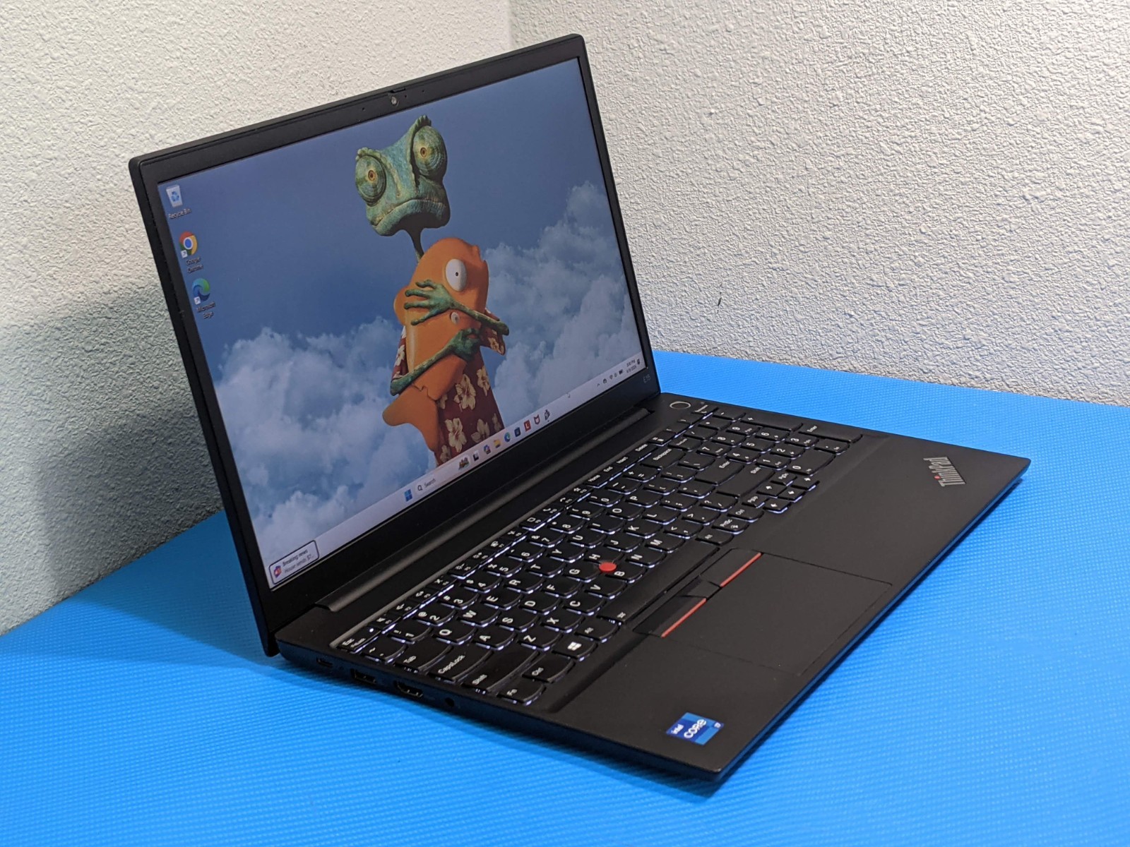 Lenovo ThinkPad E15 15.6″ FHD TOUCH i7 11th Gen 2.8GHz 32GB 1TB SSD Win11Pro +PA
