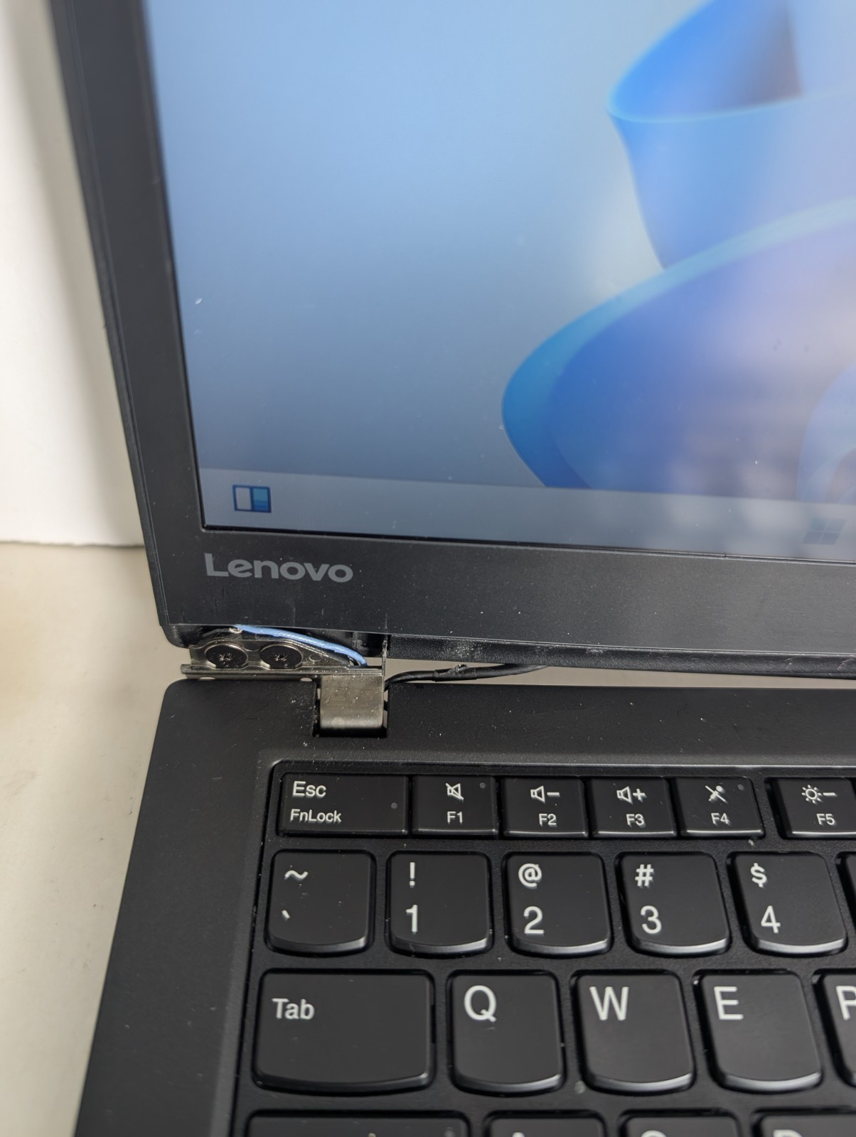 Lenovo ThinkPad T470s, i7-7600U 2.80Ghz, 8GB RAM, 256GB SSD BKLT Win 11