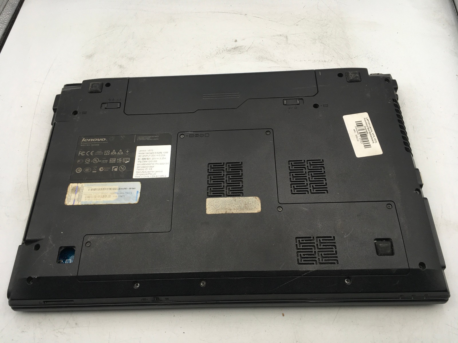LENOVO V570 1066 – FOR PARTS/BAD LCD – INTEL i5-2410M – 6GB RAM – READ DESC – BB