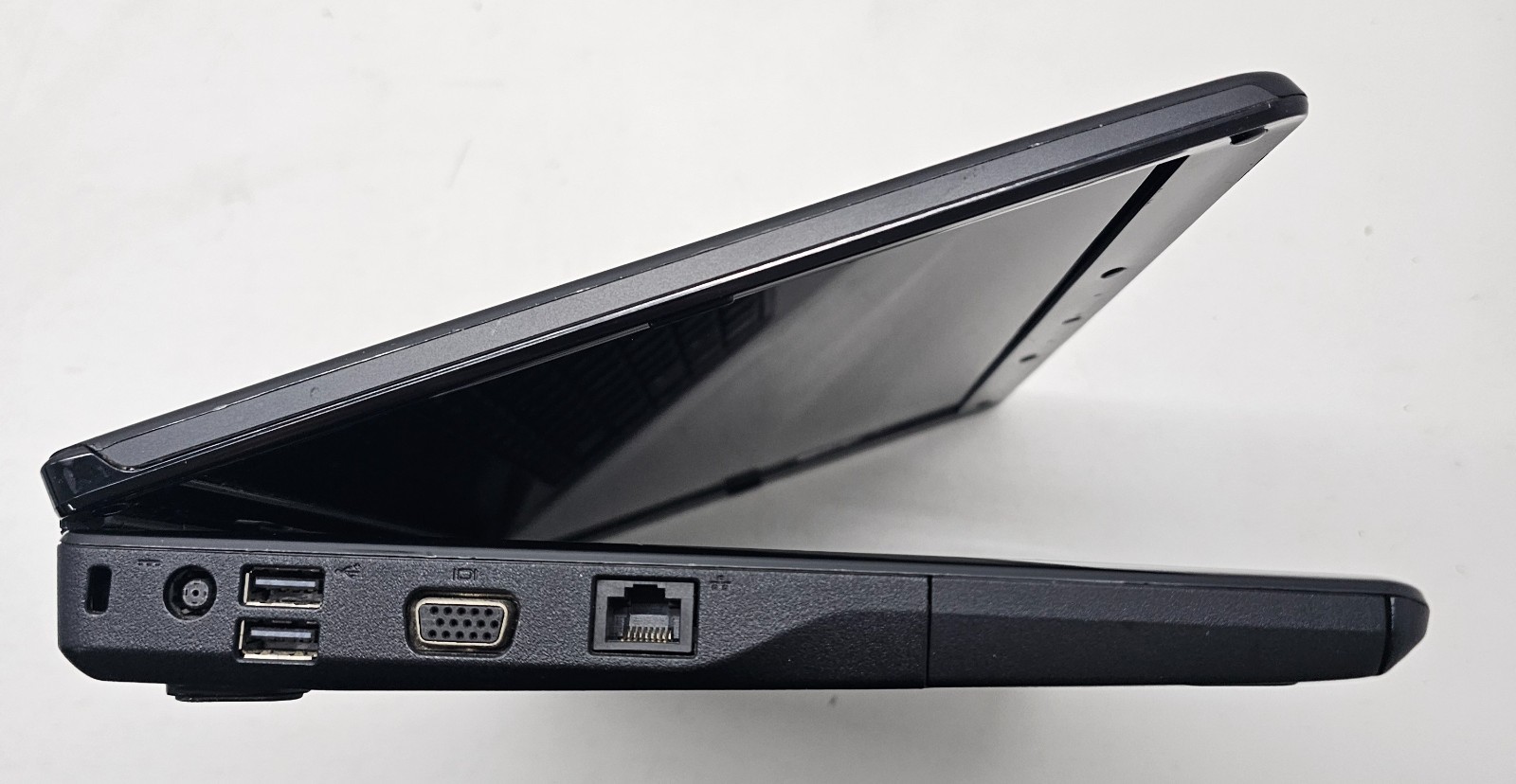 Dell Inspiron 1546 Laptop AMD Athlon X2 Dual-Core QL-64 3GB Ram NO HD/OS (FL)