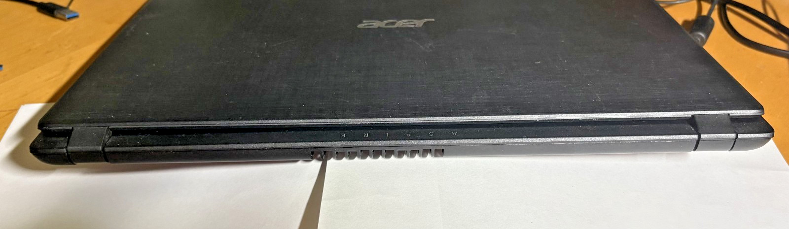 ACER ASPIRE 3 A315-51-380T Intel Core i3-7100U@2.40GHz 12GB DDR4 RAM 1TB HDD
