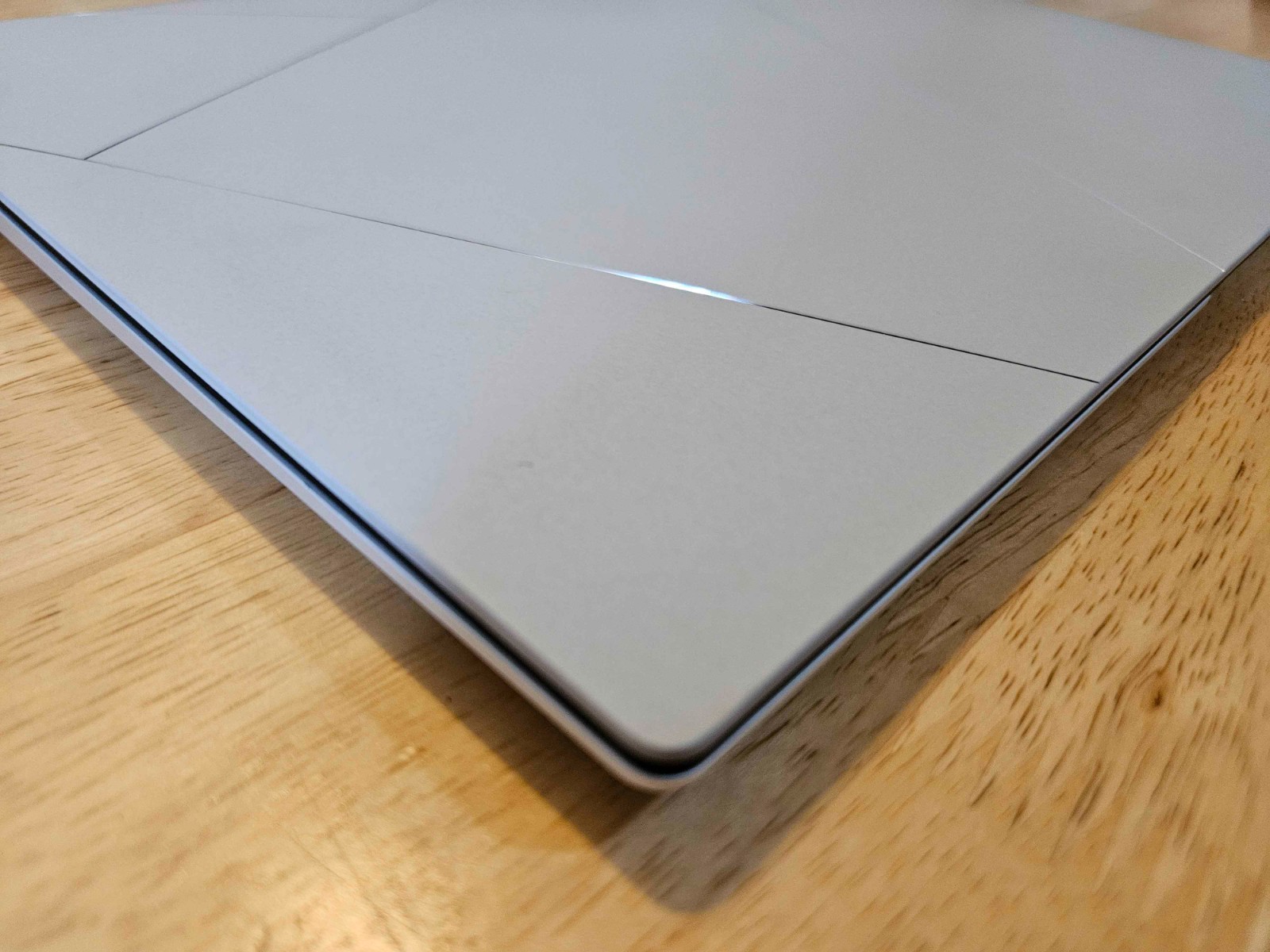 ASUS Zenbook S 16 16” 3K OLED Touchscreen 120Hz AMD Ryzen AI 9 365 24GB 1TB SSD