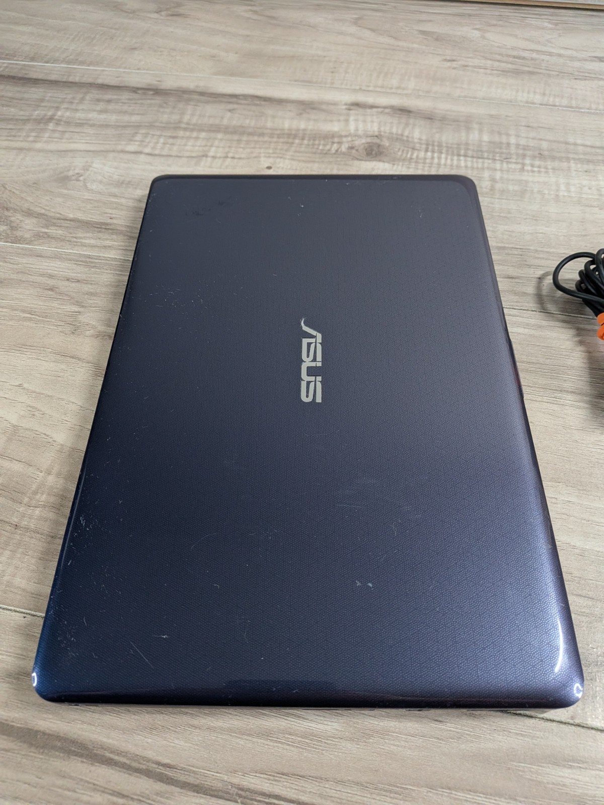 ASUS E203M Laptop | Intel Celeron N4000 | 4GB RAM | 30GB Hard Drive |