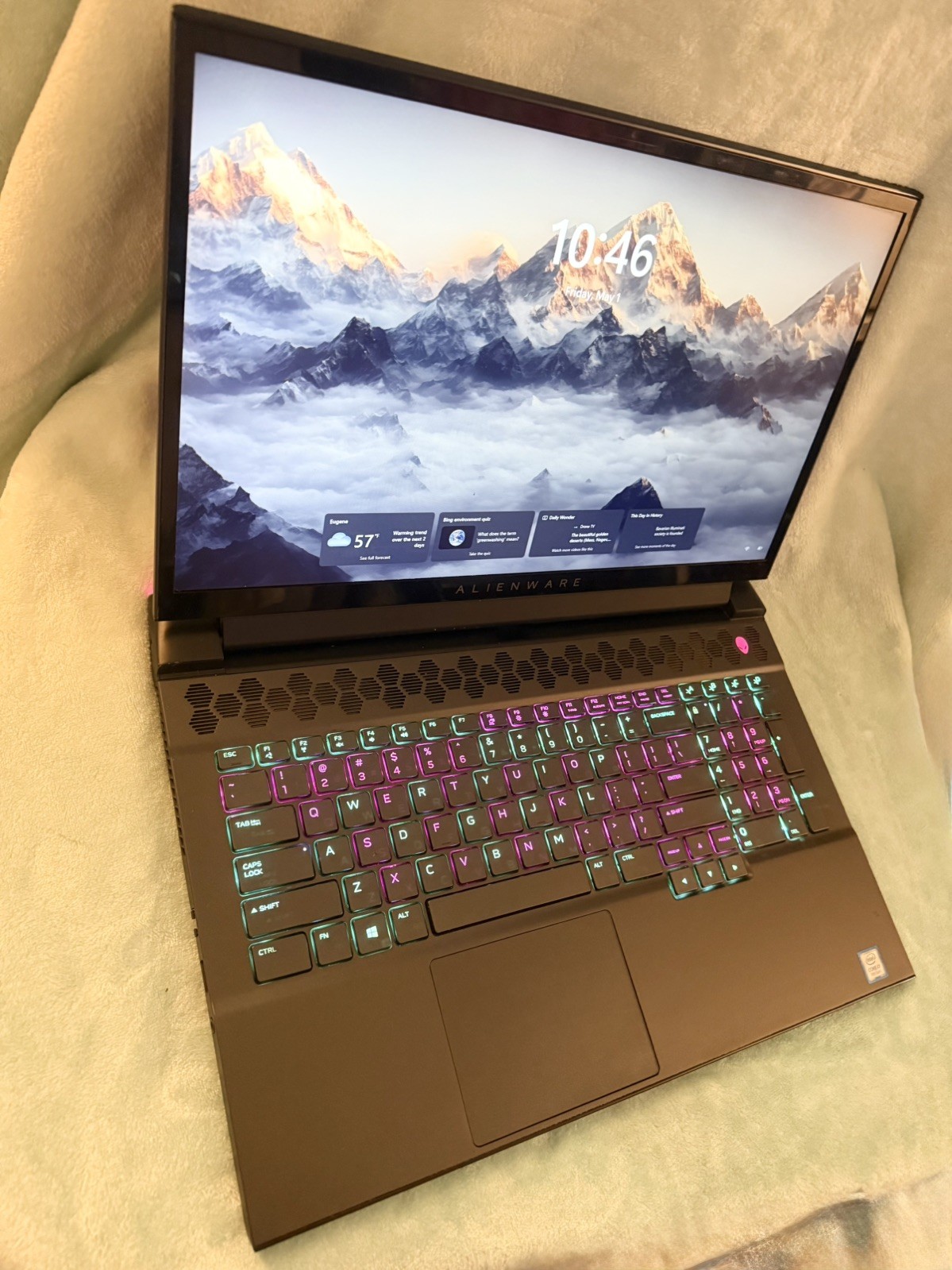Alienware m17 R2 Gaming Laptop i7 GTX 1660Ti 16GB RAM 1TB SSD RGB