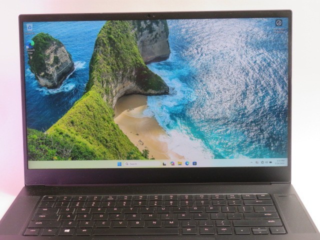 RAZER BLADE 15 ADVANCED RZ09-03005E43 i7-10875H 32GB 1TB NVMe RTX 2080 W11PRO