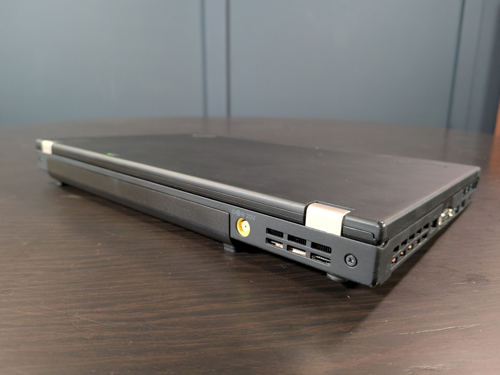 Lenovo ThinkPad X220 12″ Linux Mint Core I5-2540M, 16GB RAM 160GB SSD