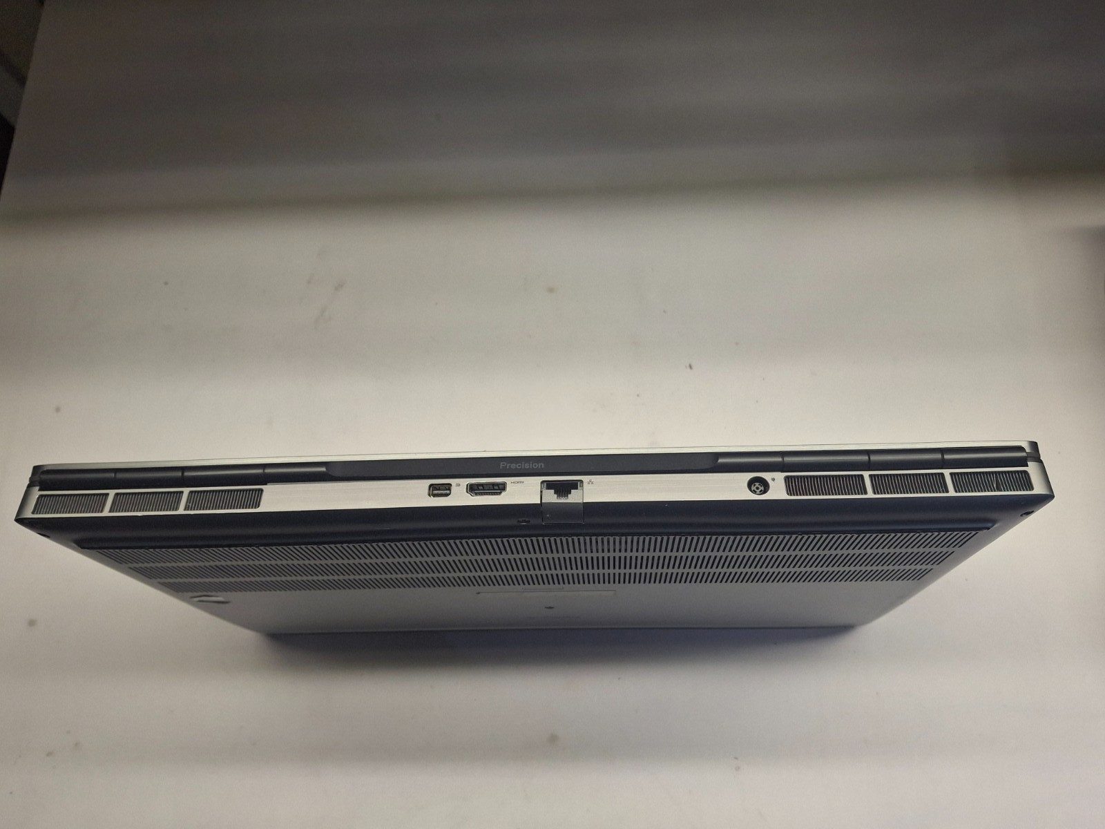 Dell Precision 7750 17.3″FHD I7-10875H 32GB 512GB RTX3000 Webcam Wifi/BT Win 11P