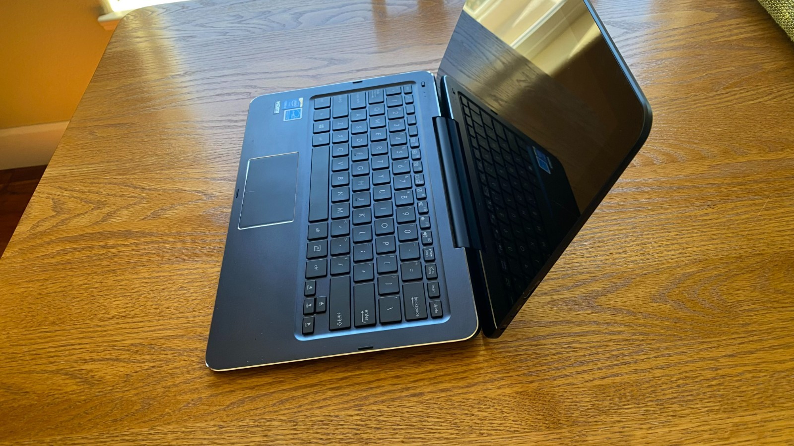 Asus Transformer Book T300CHI 12.5″ Touchscreen Laptop/Tablet, Pristine!