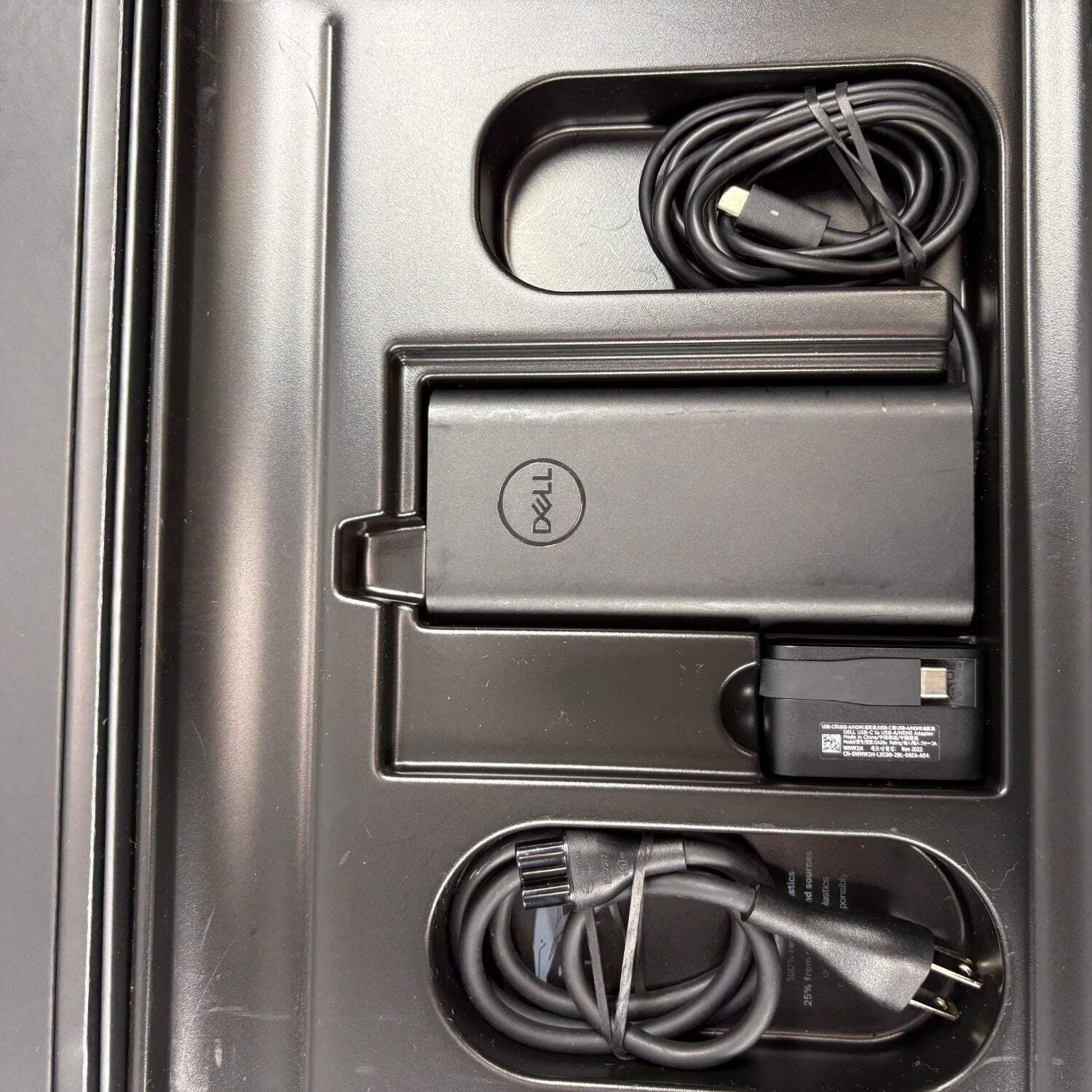 Dell XPS 9520 15.6″ i7-12700H 2.3GHz 32GB RAM 1TB SSD Read Description