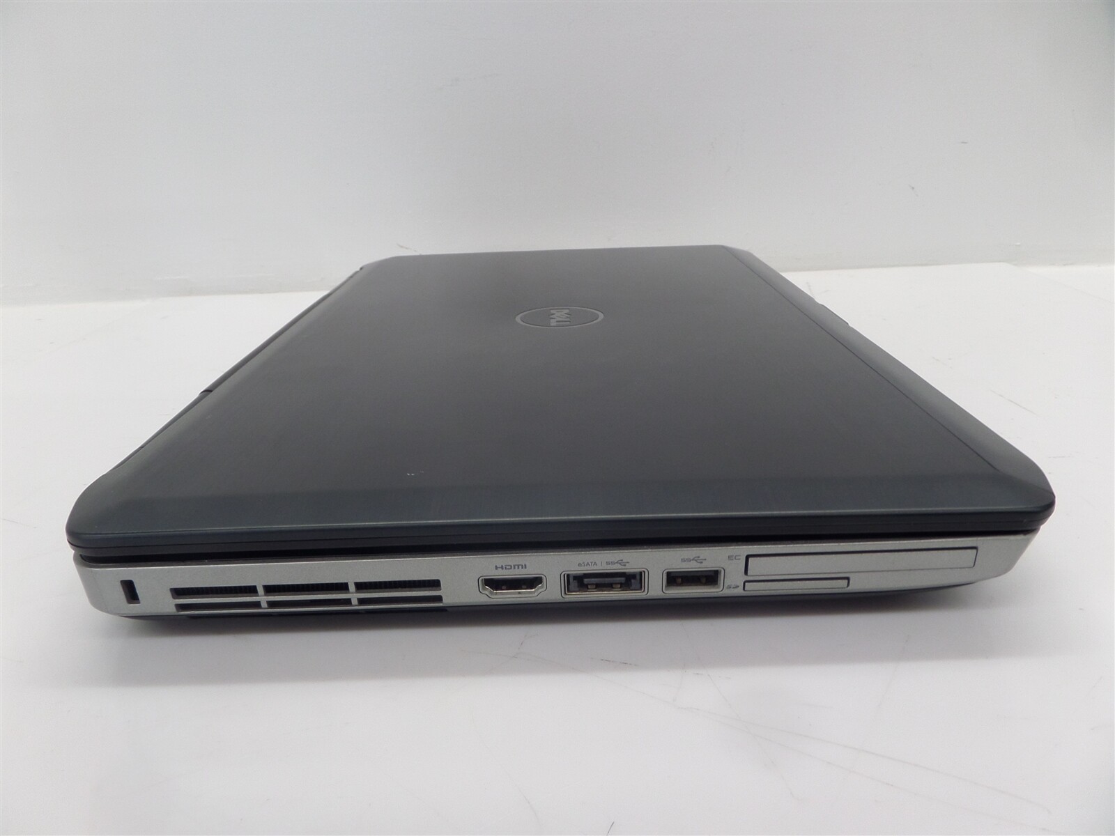 Dell Latitude E5530 15.6″ Laptop w/ i3-3110M 2.4GHz CPU 8GB RAM – No HDD