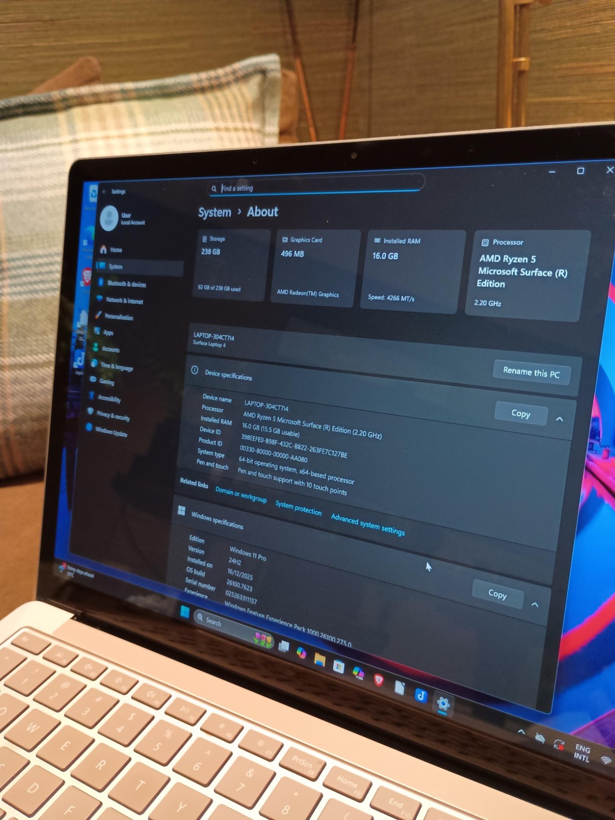 Surface Laptop 4 Model 1958 Ryzen 5, 13.5″ Touch, 16G RAM, 256G SSD Win 11 Pro