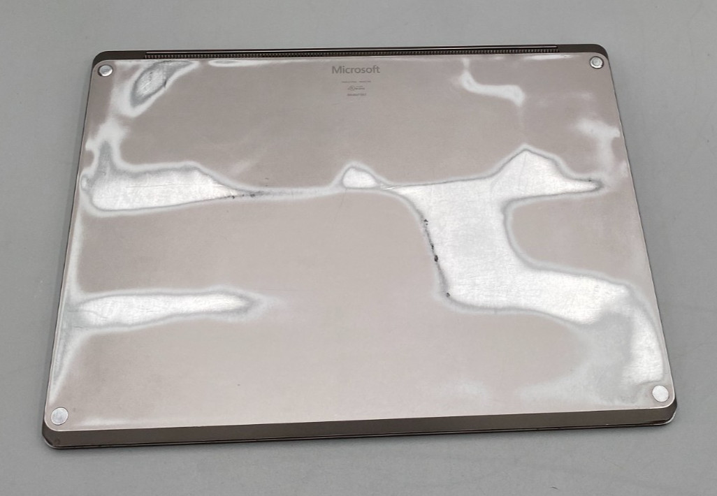 Microsoft Surface Laptop 1769 i5-7200U 2.5GHz 8GB DDR4 256GB SSD Silver C/PHOTOS