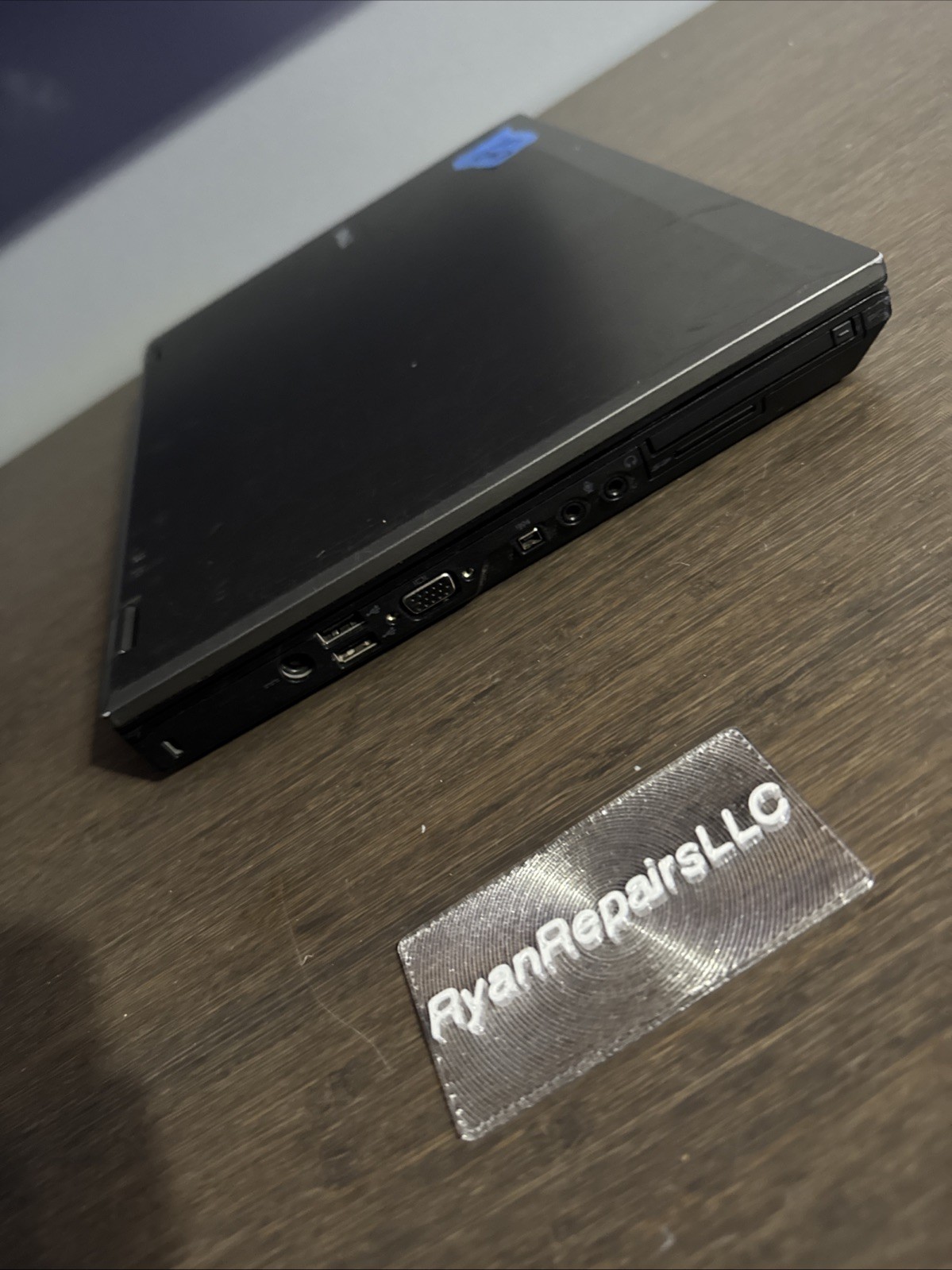 Dell Latitude E5410 14″ Laptop i5 M580 8GB Ram No Drives Boots Bios
