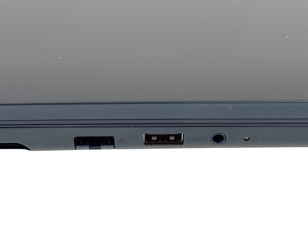 Alienware 16X Aurora AC16251 Ultra 9 275HX 2.7GHz RTX 5060 32GB RAM 1TB SSD 16″