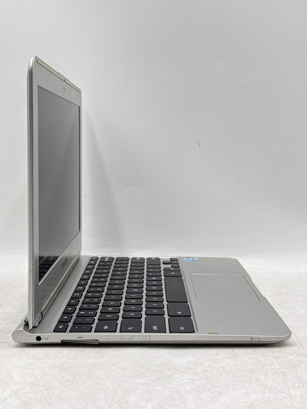 Samsung Chromebook XE303C12 11.6″ Notebook – No Power