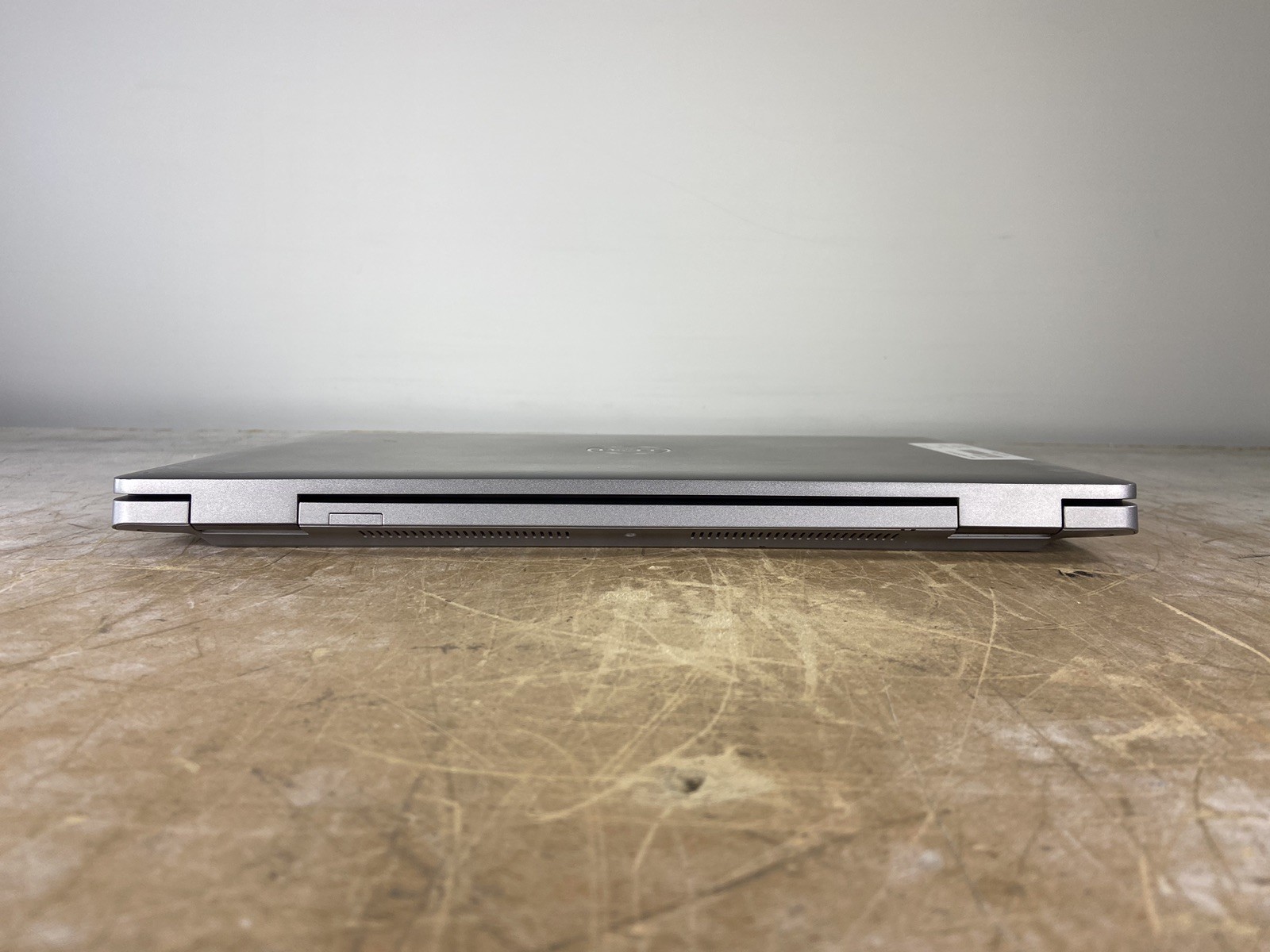 DELL PRECISION 3570 I5-1235U @ 0.9GHz, 8GB RAM, NO HDD/OS – (FOR PARTS)