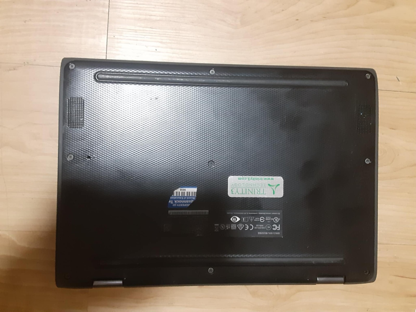 Lenovo 11.6″ Multi-Touch 300e Chromebook (2nd Gen) – 82CE0000US – 4GB RAM