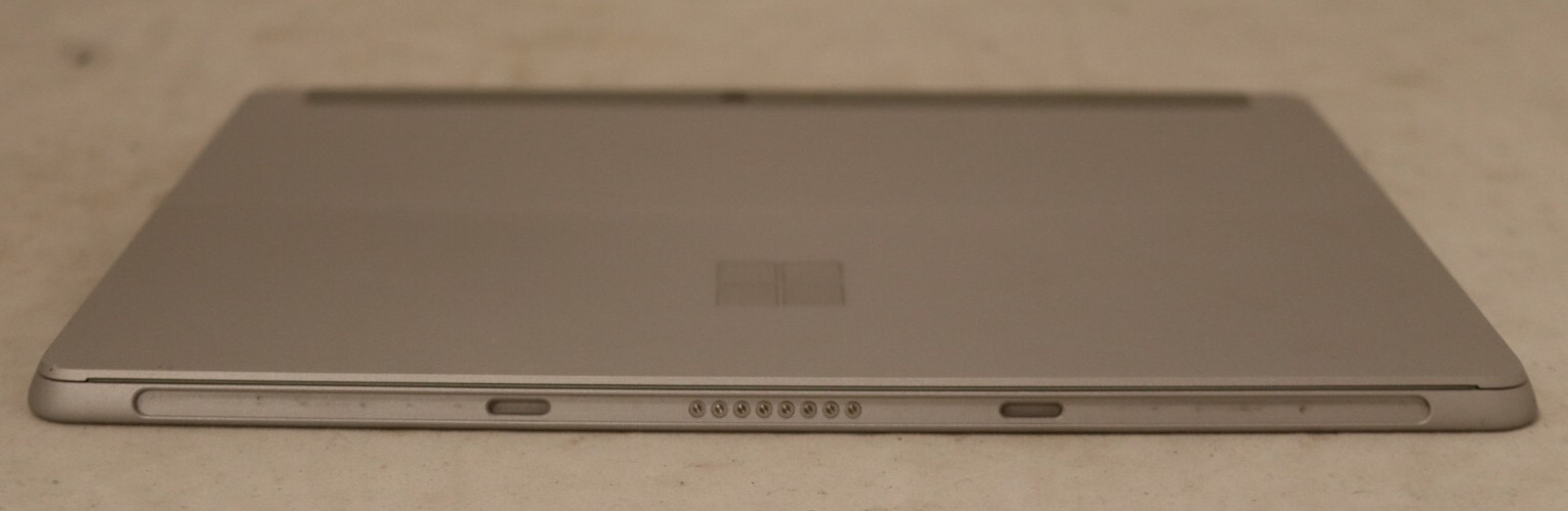 (1926) Microsoft Surface Go 2, 10.5″, Intel Core m3, 4GB, 64GB