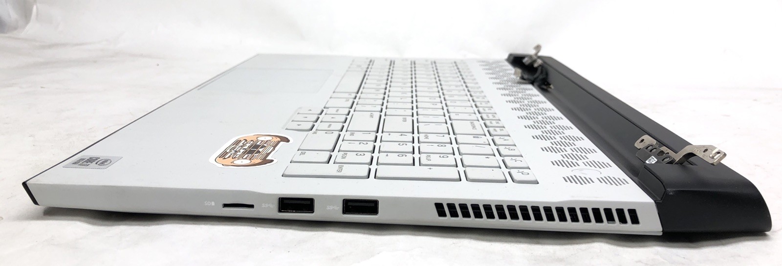 Alienware m15 R3, Intel Core i7-10750H, RTX 2070, 16GB RAM, NO SSD/OS, FOR PARTS