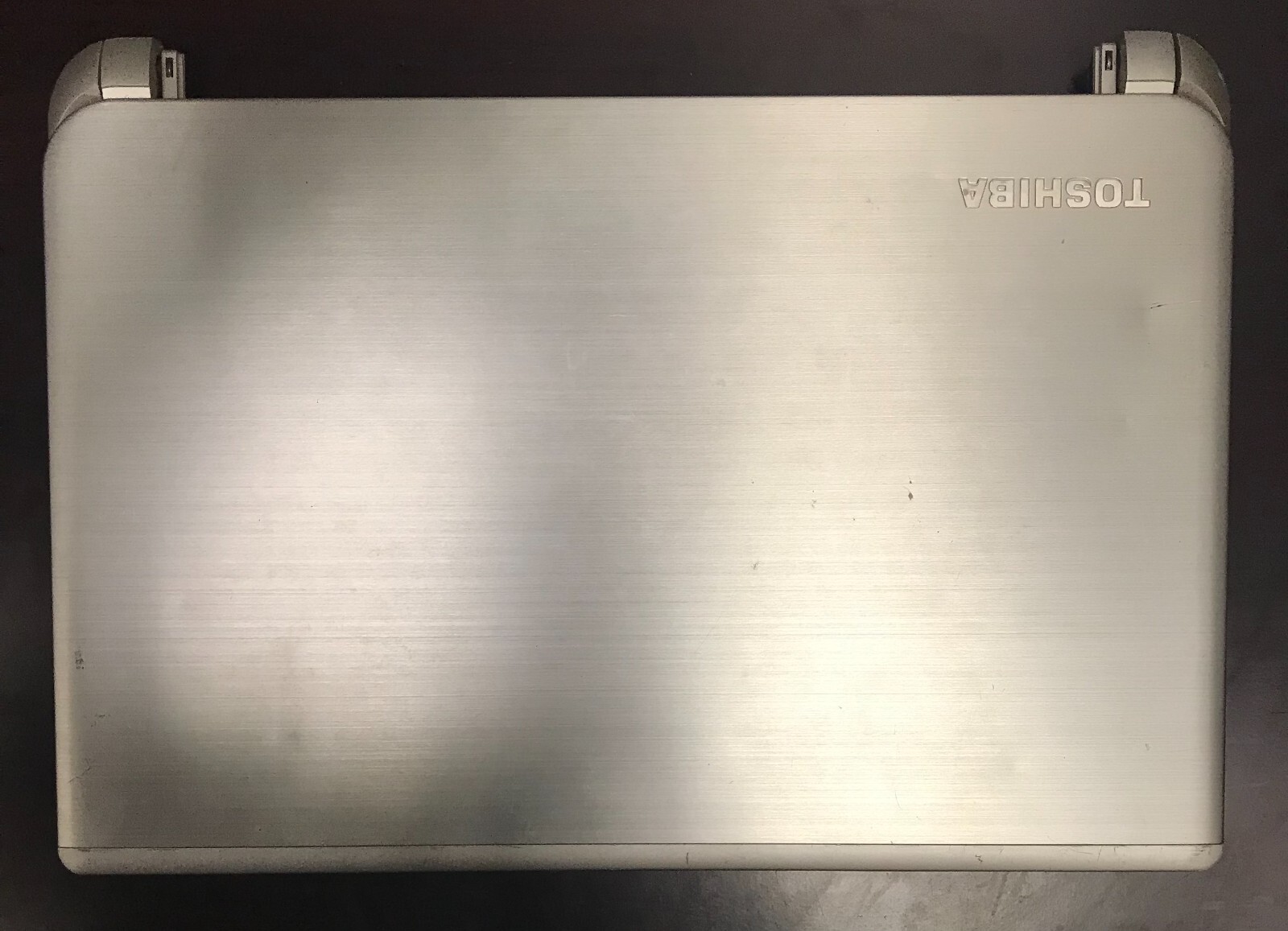Toshiba Satellite E45-B4200 ( only for parts )
