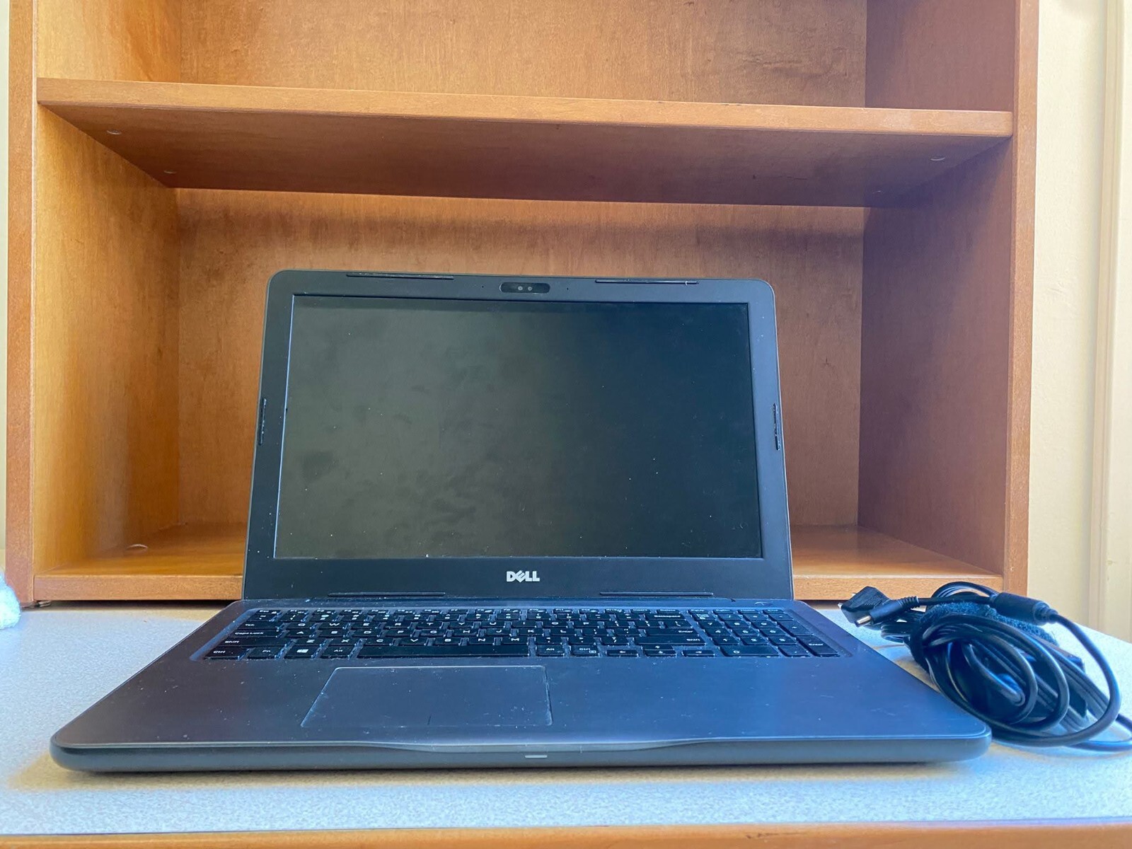 Dell Inspiron 15 5567 – 16GB RAM, 1TB HDD, IntelCore i7, 15.6″ FHD Touchscreen