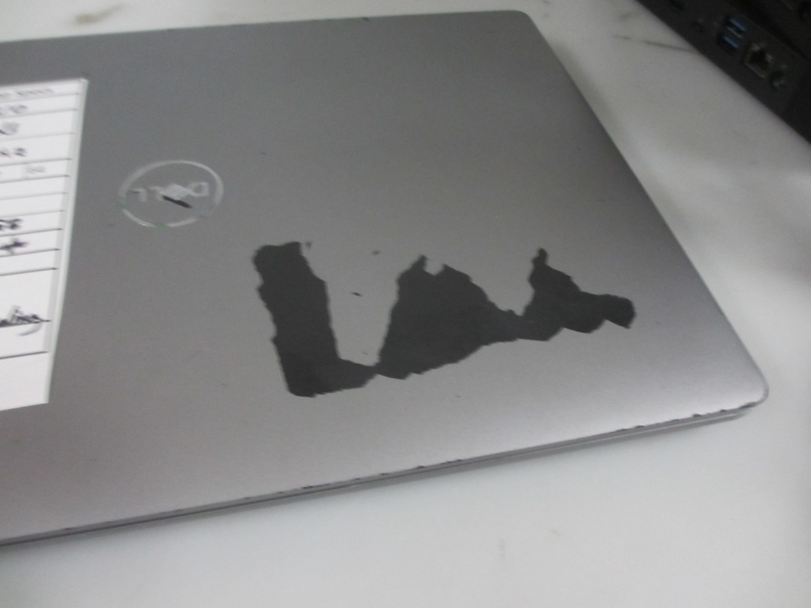 Dell Latitude 5310 i7-10610U 1.80GHz 16GB 240GB M2SSD NOOS LAPTOP + AC READ))
