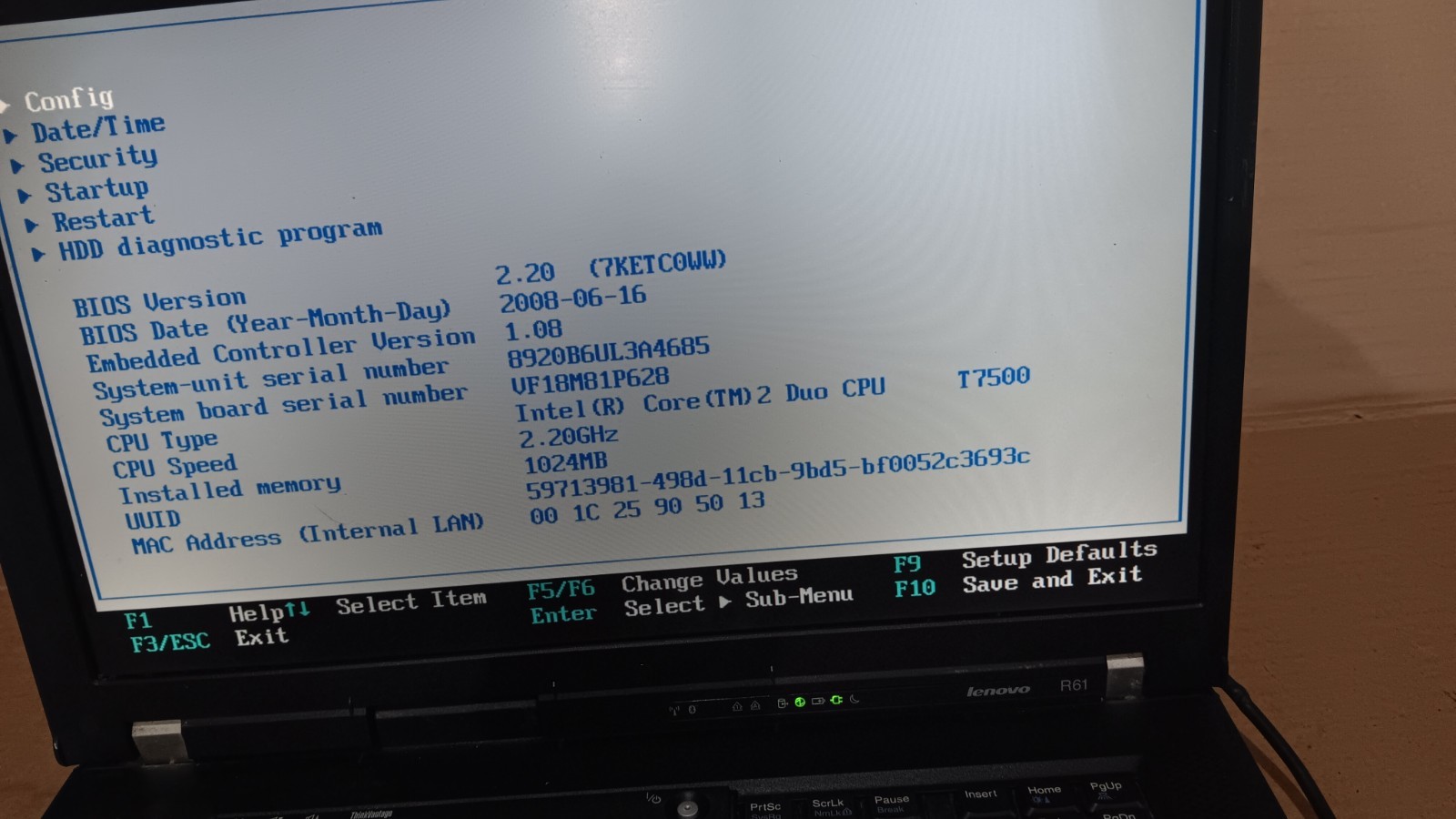 Lenovo ThinkPad R61 Laptop Intel C2D T7500 @ 2.20 GHz, 15.4″ LCD Screen 8932