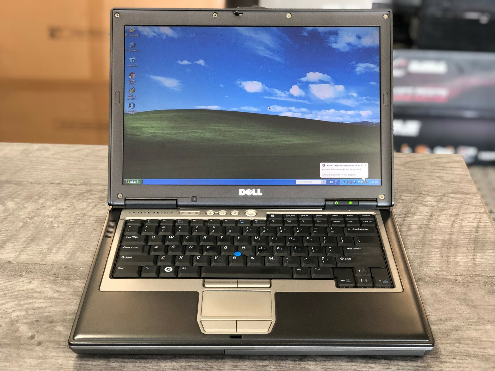 Dell Laptop Duo 1.66 Windows XP PRO 1 YR WARRANTY RS232 Serial Port AC