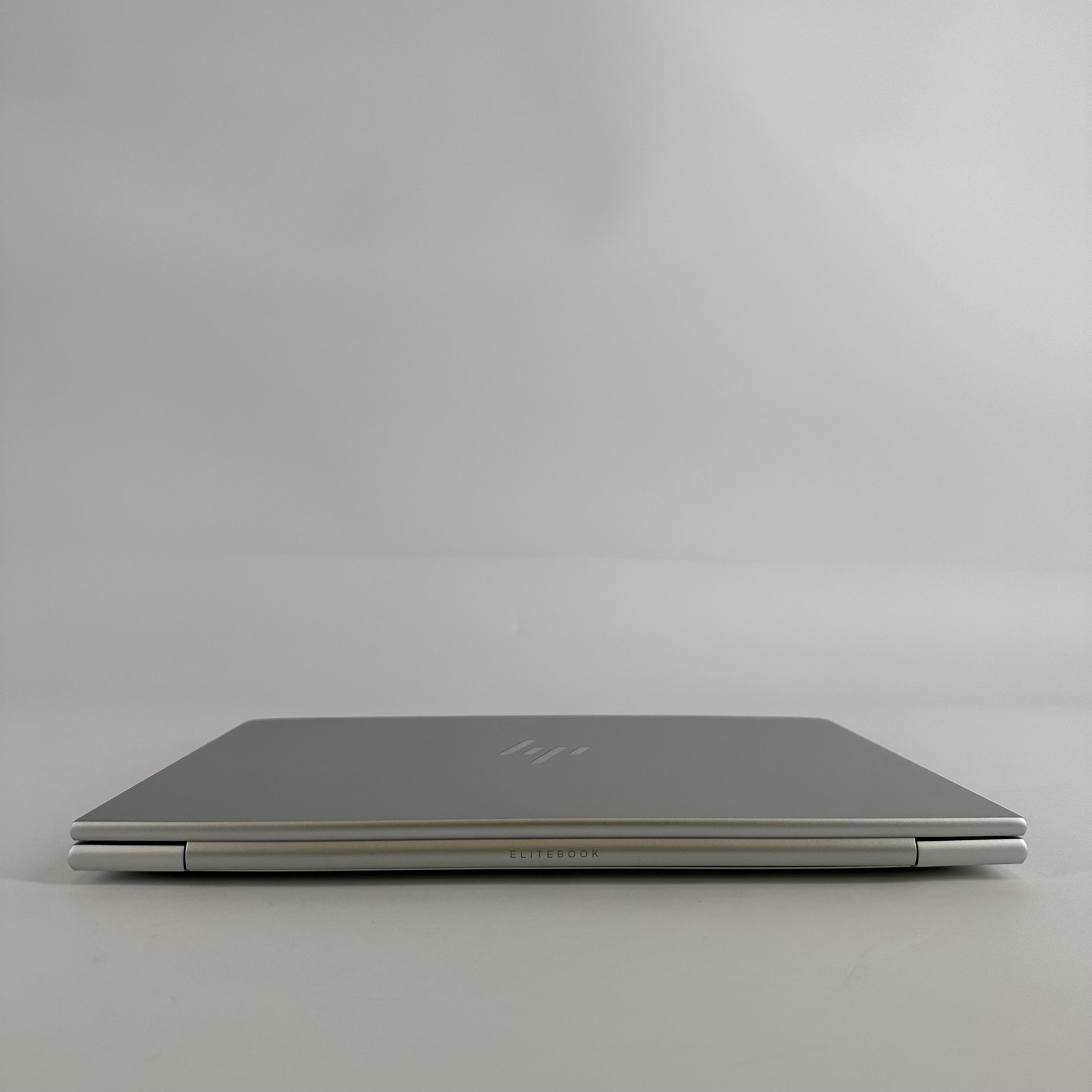 HP Elitebook 840 G10 14 Silver FHD+ 1.3 GHz i5-1335U 16GB 512GB SSD Excellent