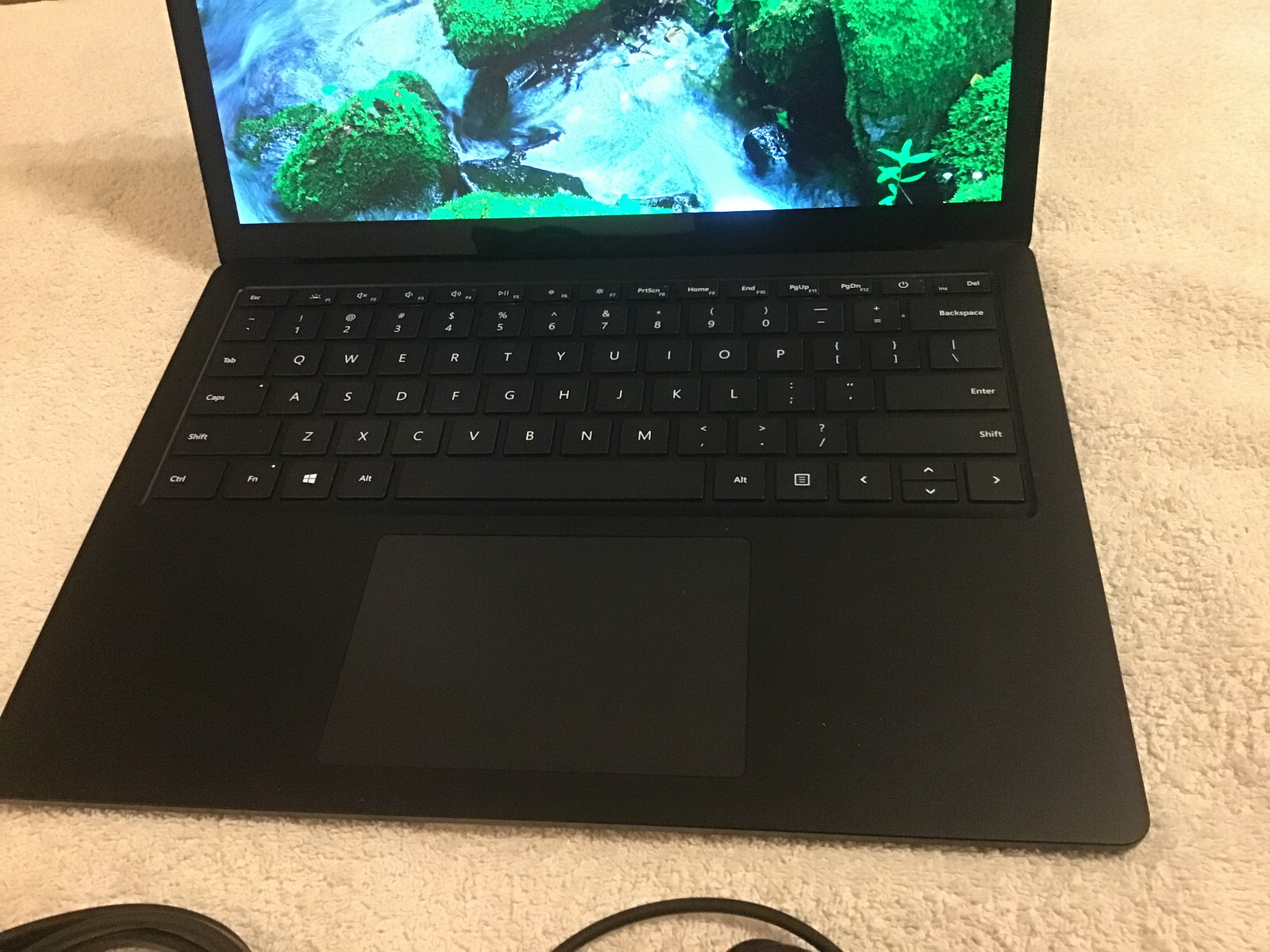 Microsoft Surface Laptop 4 13.5″ Touchscreen i5-1135G7 8GB RAM 512GB SSD