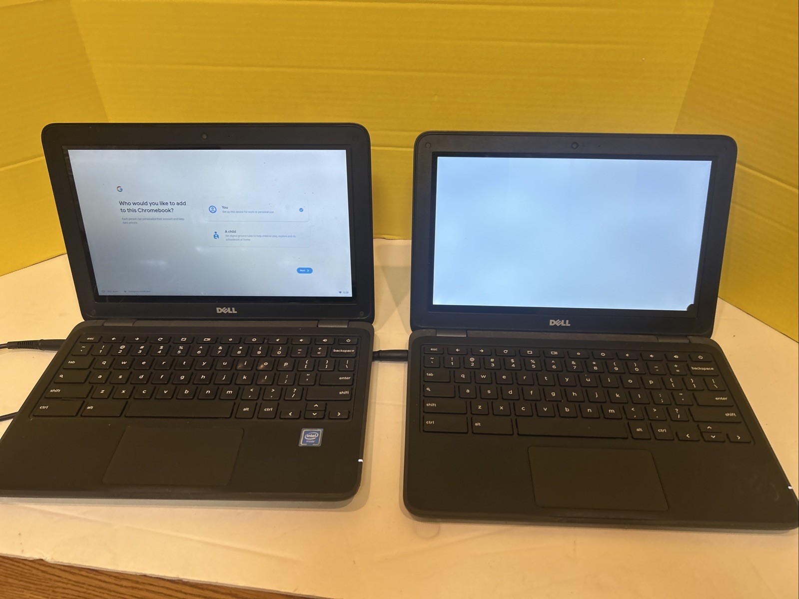 2 Dell 3180 Touchscreen Chromebook Functional Screen Marks Battery Bad