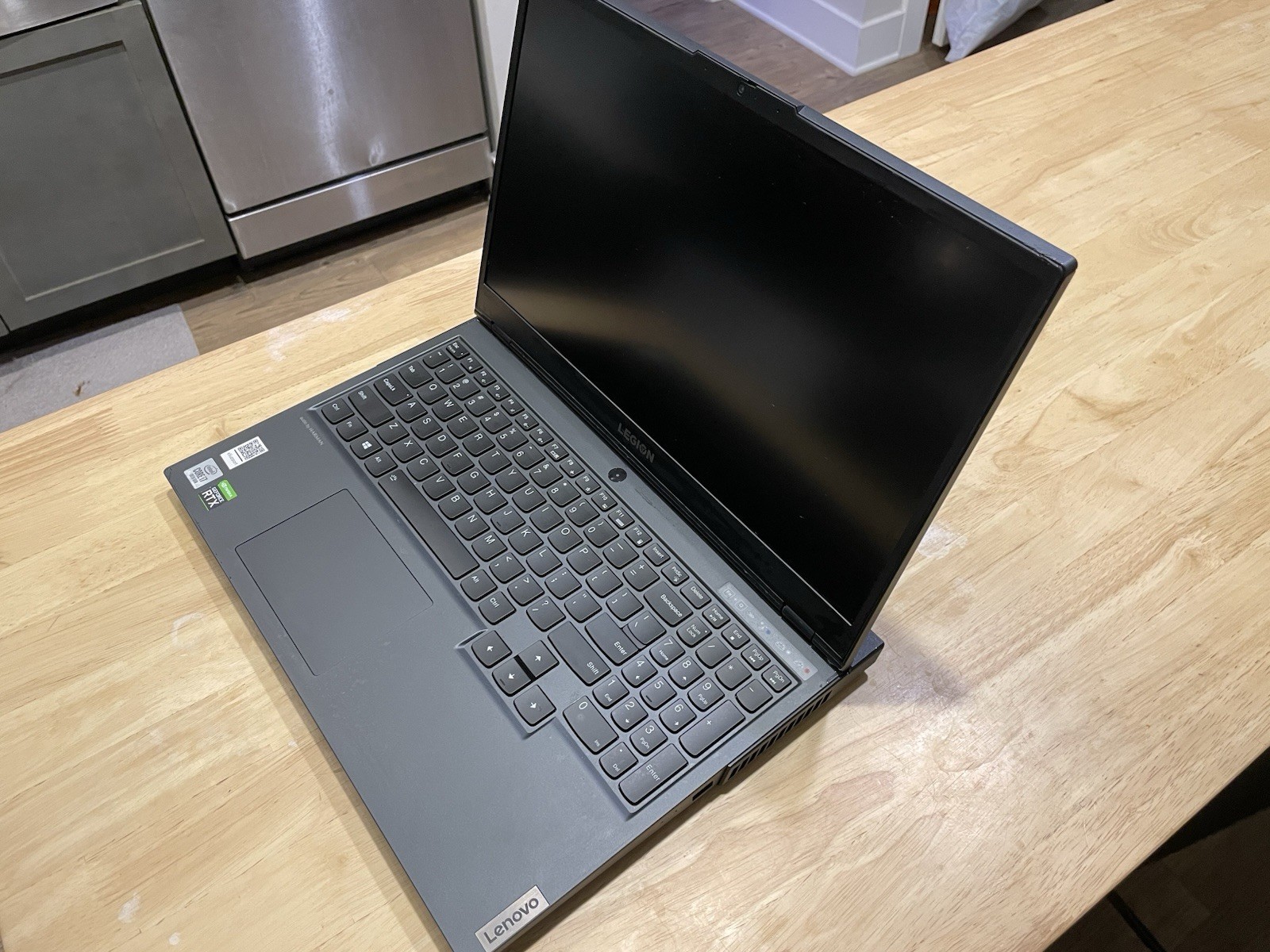 Lenovo Legion 5i Gaming Laptop – i7 / RTX 2060 / 16GB RAM / 1TB SSD / 144Hz