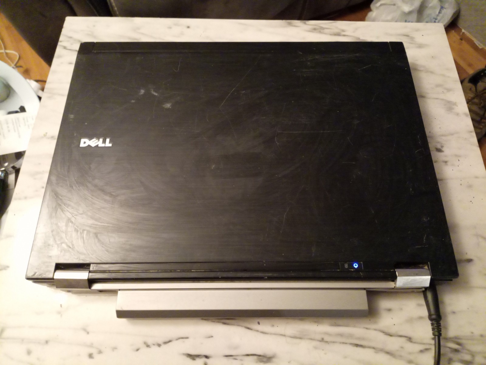 Dell Latitude E6400 14″ Laptop Intel Core 2 Duo T9800 2.93Ghz 4GB RAM NO HD/OS
