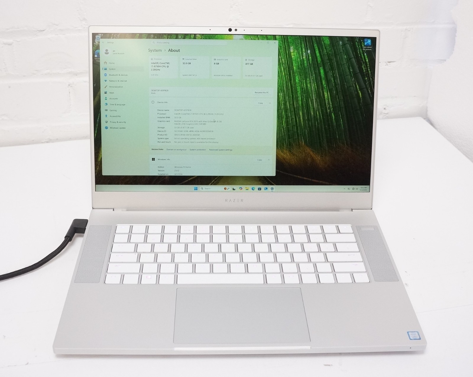 Razer Blade 15 Advanced RZ09-0288 RTX 2070 Max-Q 32GB RAM Gaming Laptop – Silver