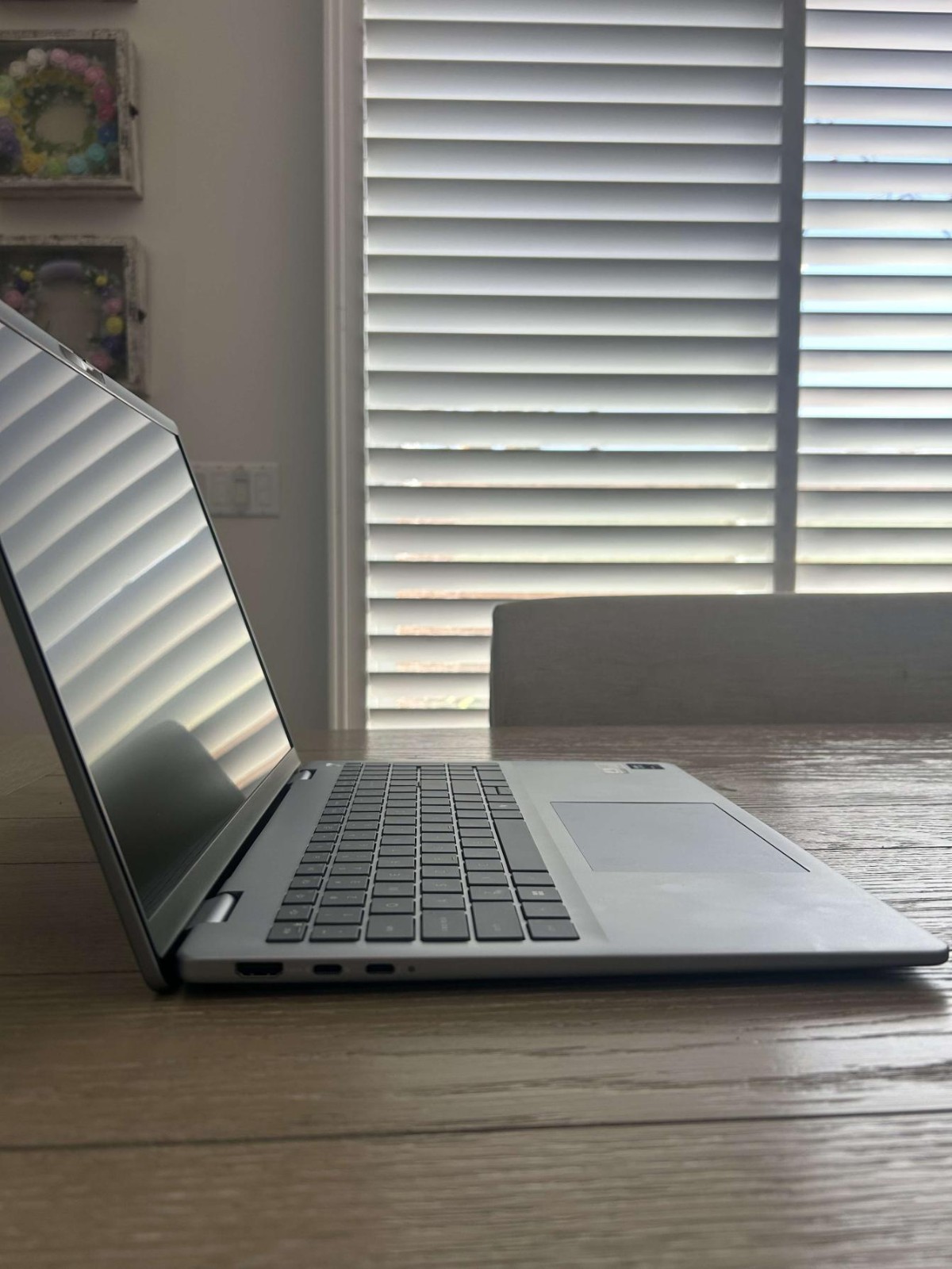 Dell 16 plus DB16250 16″ Intel Core™ Ultra 7 256V, 8 cores 1 TB SSD 16 GB