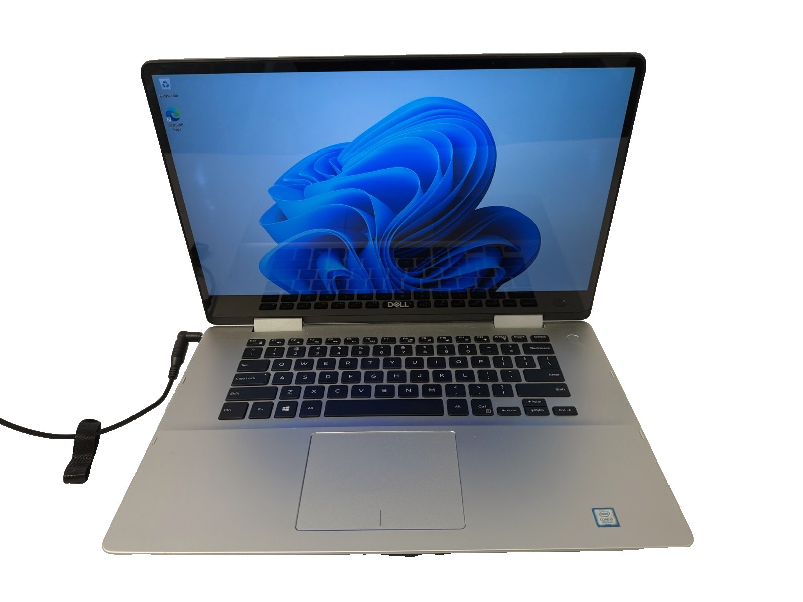 Dell Inspiron 7586-i5-8265U@1.60GHz 8GB DDR4 Ram 256GB NVME SSD UHD GFx W11H