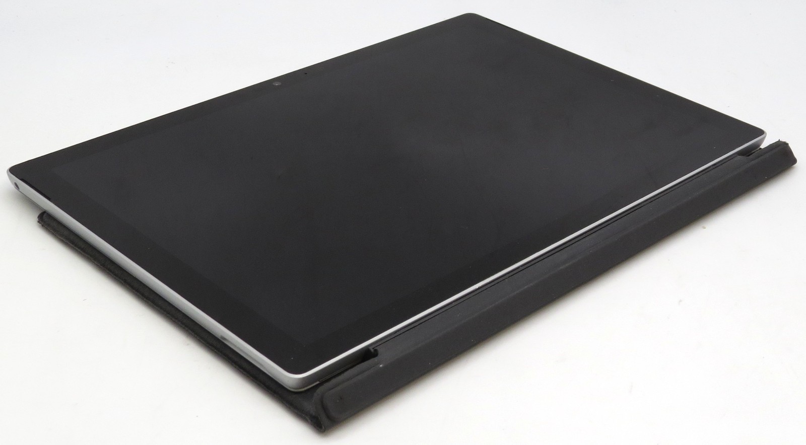 Surface Pro 5 i5-7300U @ 2.6GHz 8GB DDR3 256GB SSD 12″ No OS/AC