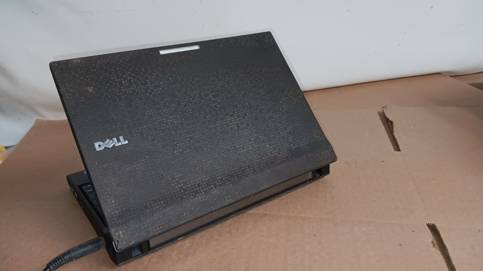 Dell Latitude 2110 Laptop Intel Atom N470 @ 1.83GHz 2GB 10.1″ LCD Windows XP pro