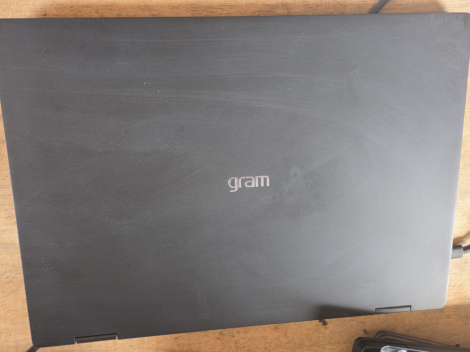 LG 16T90SP-G.ADB8U1 Gram Pro Notebook PC 16″ Ultra 7 155H 32GB Lcd