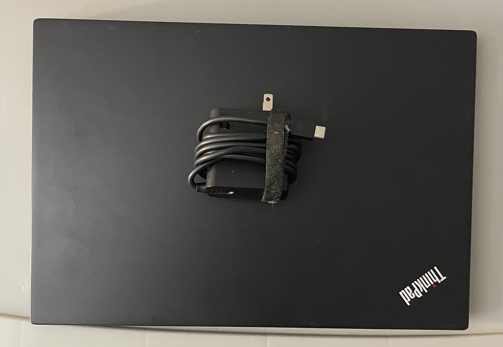 Lenovo ThinkPad T490s 14″ Touch i7-8565U 16GB RAM 256GB SSD Win11 Pro