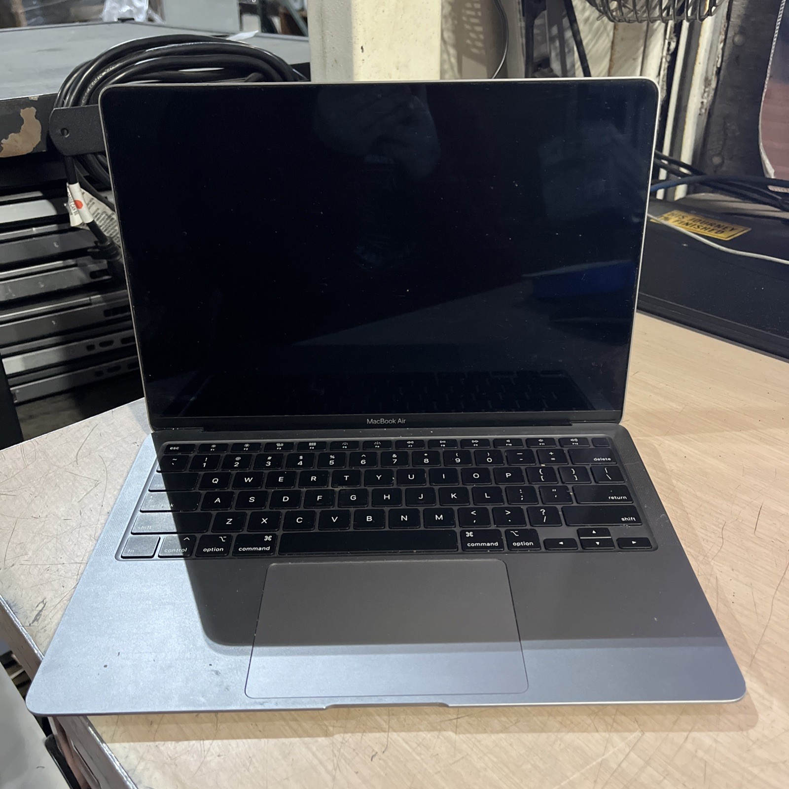 APPLE MACBOOK AIR 13″ SCISSOR 2020 CORE I3-1000NG4 1.1GHZ 8GB RAM 256SSD