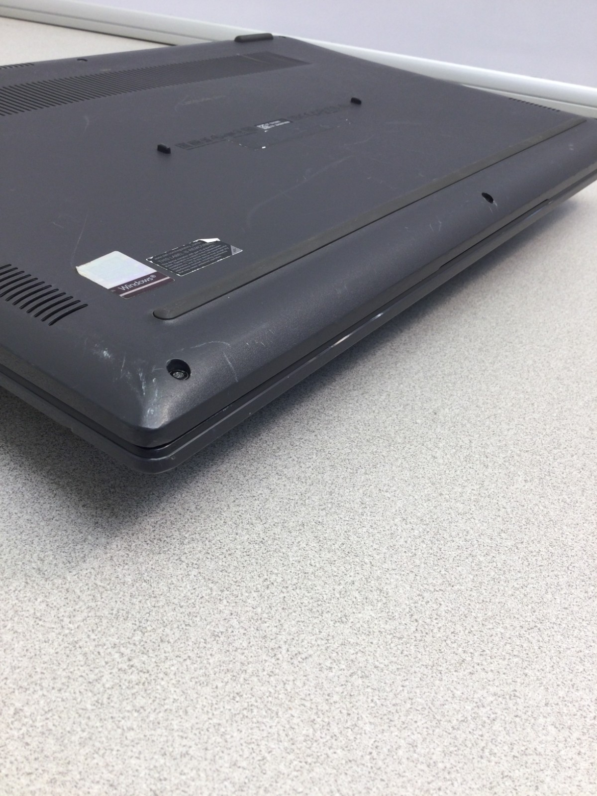Dell Latitude 3510 15.6”Core i5-10210U 1.60GHz 8GB RAM 512GB SSD WIN 11 PRO