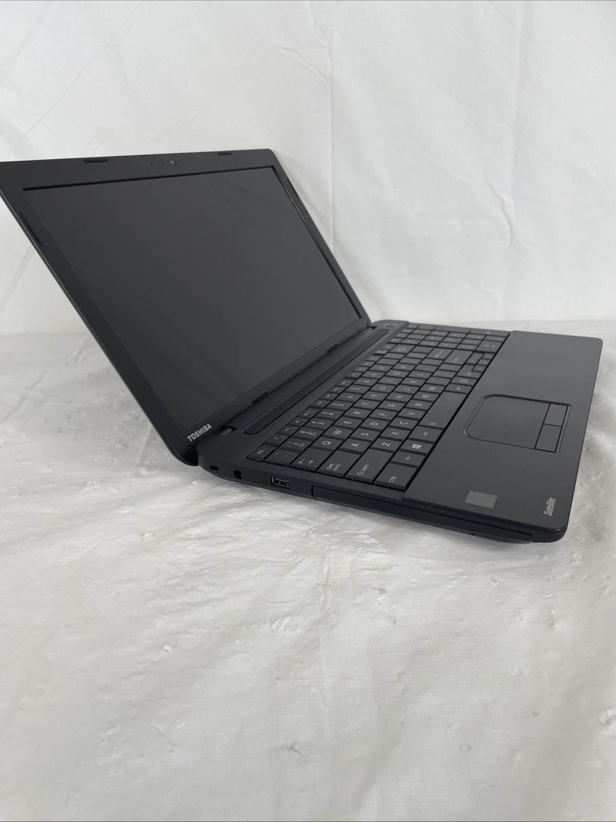 Toshiba Satellite C55-A 15.6 | i3-3120M 2.5GHz | 8GB RAM | No HDD | BB