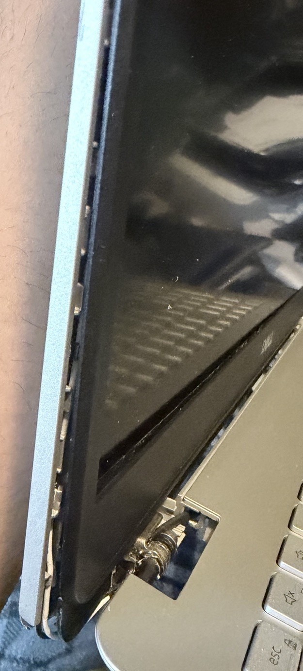Dell Inspiron 5584 | i5-8265U 1.60GHz | NO RAM | NO SSD