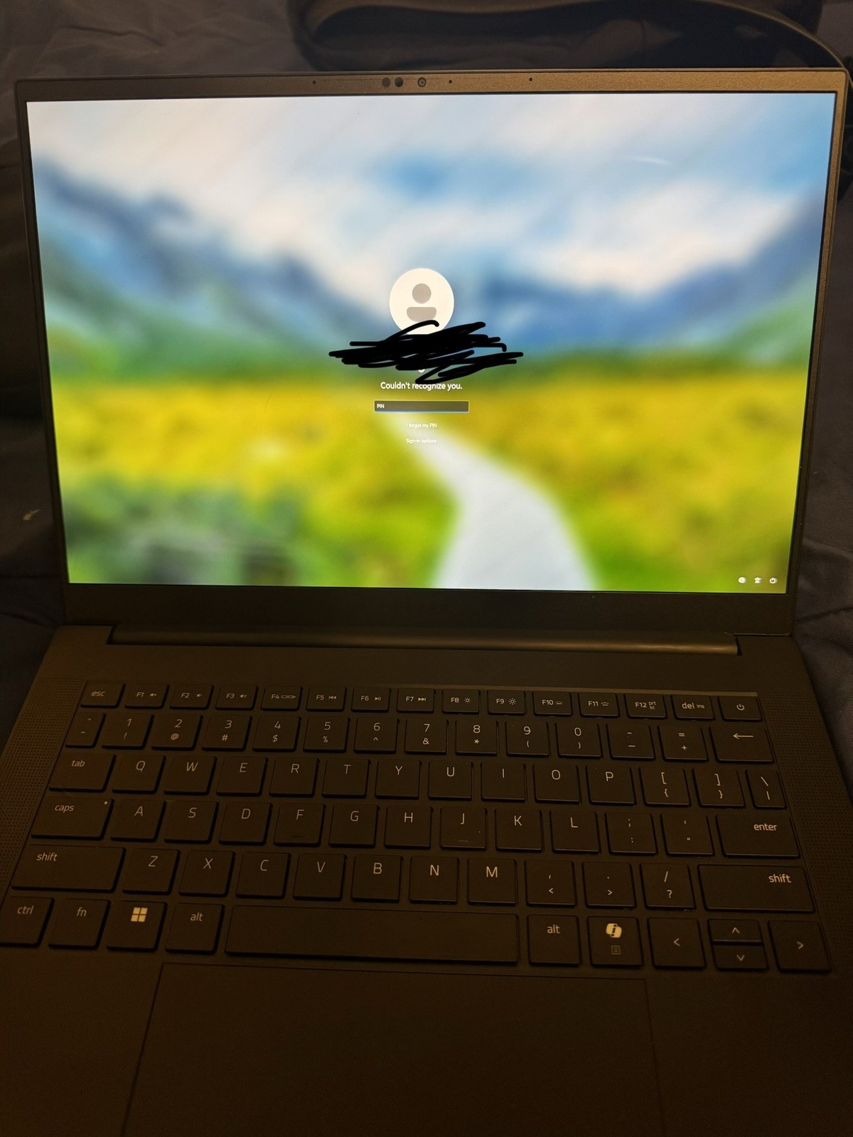 RazerBlade14 – 3K120 HzOLED -GeForceRTX5060 -Black