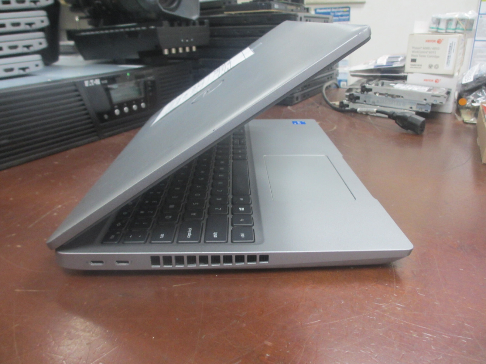 Dell Precision 3561 15.6″ 2.90GHz i5-11500H 16GB 256GB M2SSD Laptop + AC [NO OS]