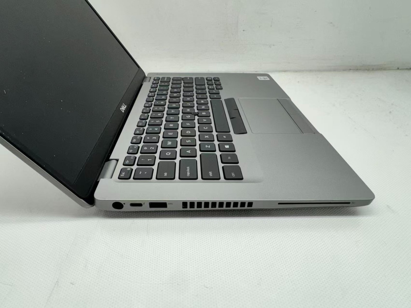 Dell Latitude 5411 14″ i5-10400H@2.6GHz 16G RAM 256G SSD No Camera series *READ*