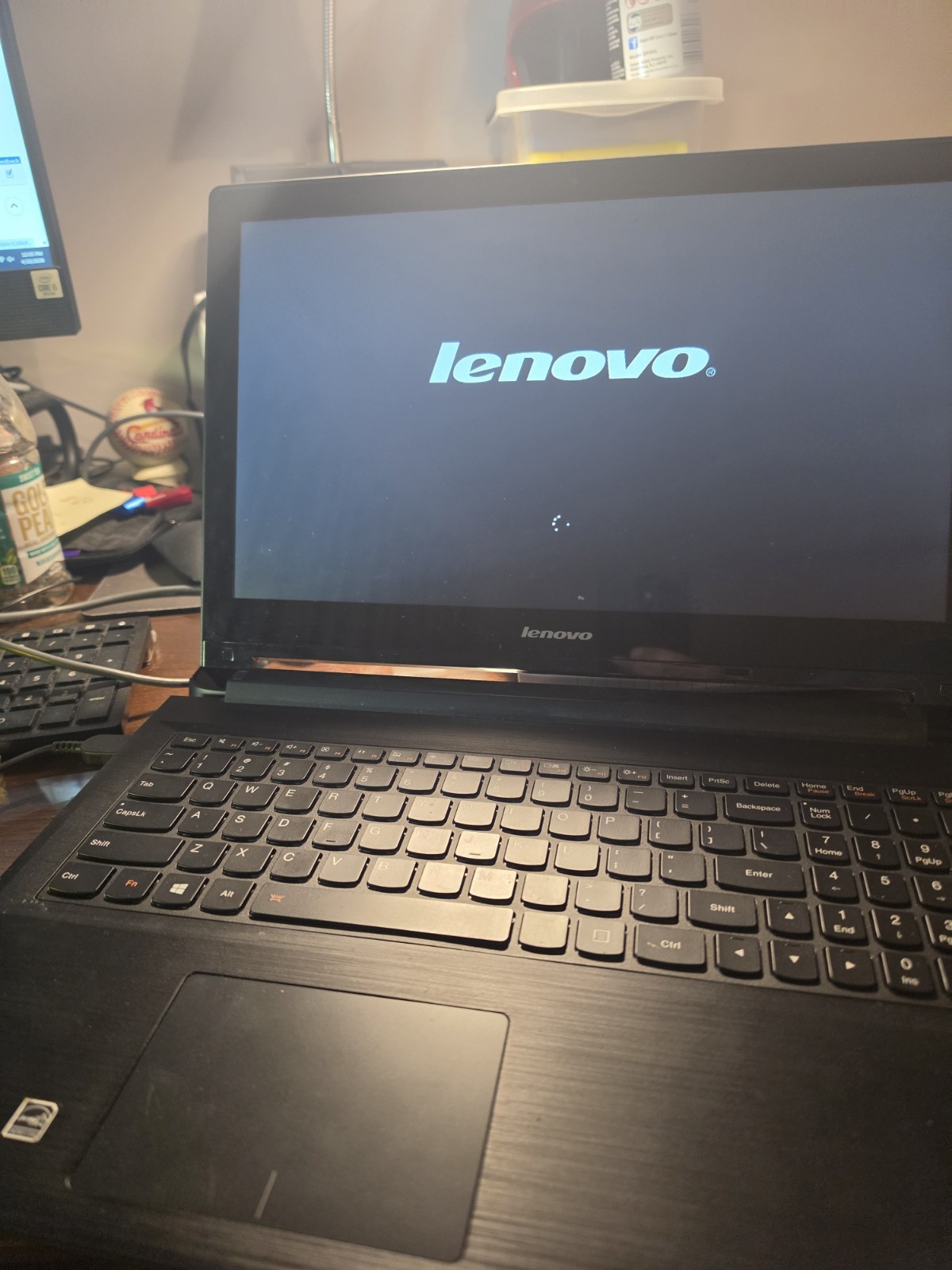Lenovo Flex 2-15 15.6 FHD Touchscreen Laptop/i3-4030U/6GB/500gb HDD/Windows 8