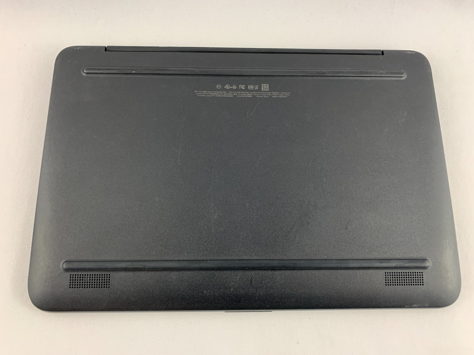 HP Stream 14-ax040wm Laptop Intel Celeron M3060 1.6GHz, 4GB RAM, 30GB SSD, W10H