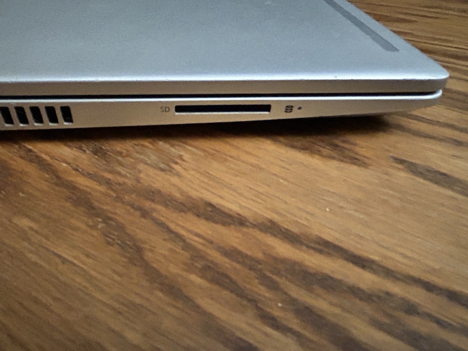 HP ProBook 440 G7 i5-10210U 32GB RAM 238GB SSD 14″ Silver Windows 11 Pro Laptop